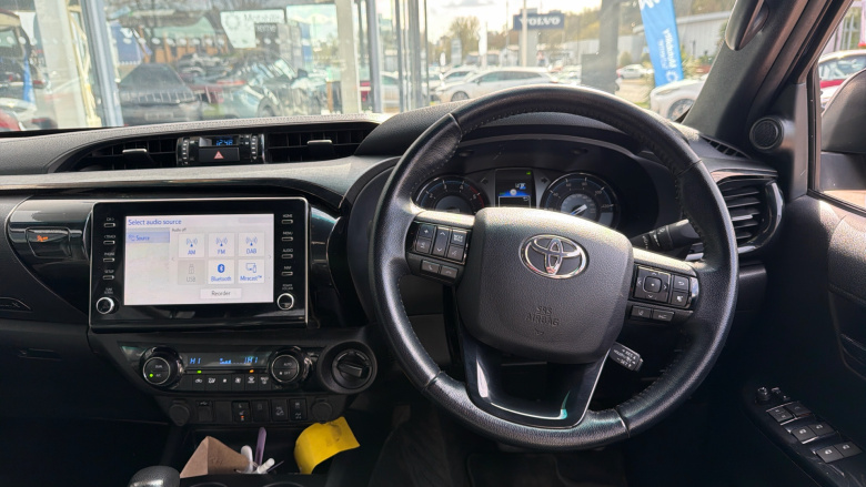 Toyota Hilux Diesel Invincible X D/Cab Pick Up 2.8 D-4D Auto